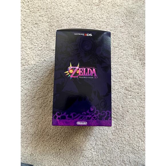 Rare NEW in Box Legend of Zelda Majora's Mask 3D Limited Edition Game + Figure - Picture 7 of 7